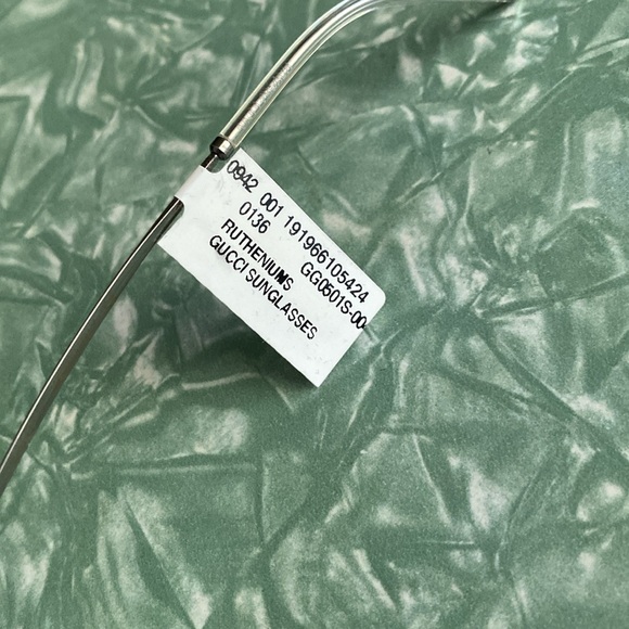 Gucci Wire Frame Aviator Sunglasses GG0501S-00 - Picture 5 of 8